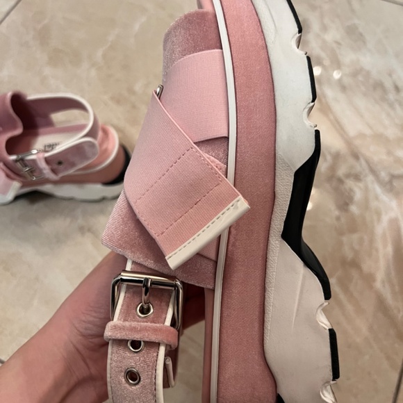 Snidel Sandals - Picture 2 of 7